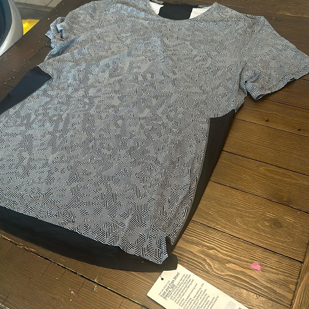 Lululemon Fast & Free Short Sleeve seawheeze